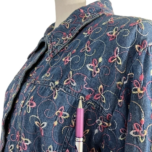 Leslie Fay Denim Shacket Floral Button Up Colorful Embroidery 100% Cotton Collar - Picture 9 of 13